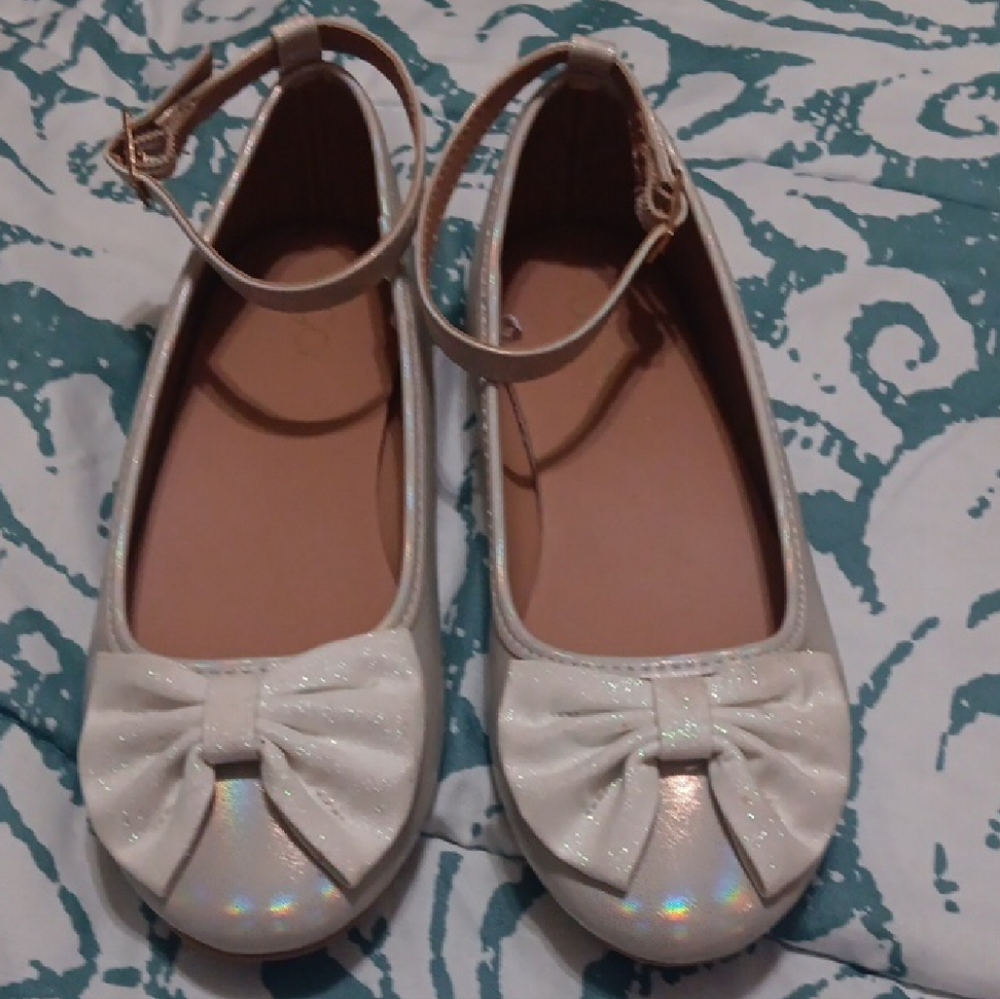 Girls' Glittery White Ballet Flats with Bow